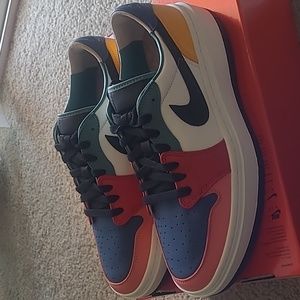 Air Jordan Elevate Low Taxis